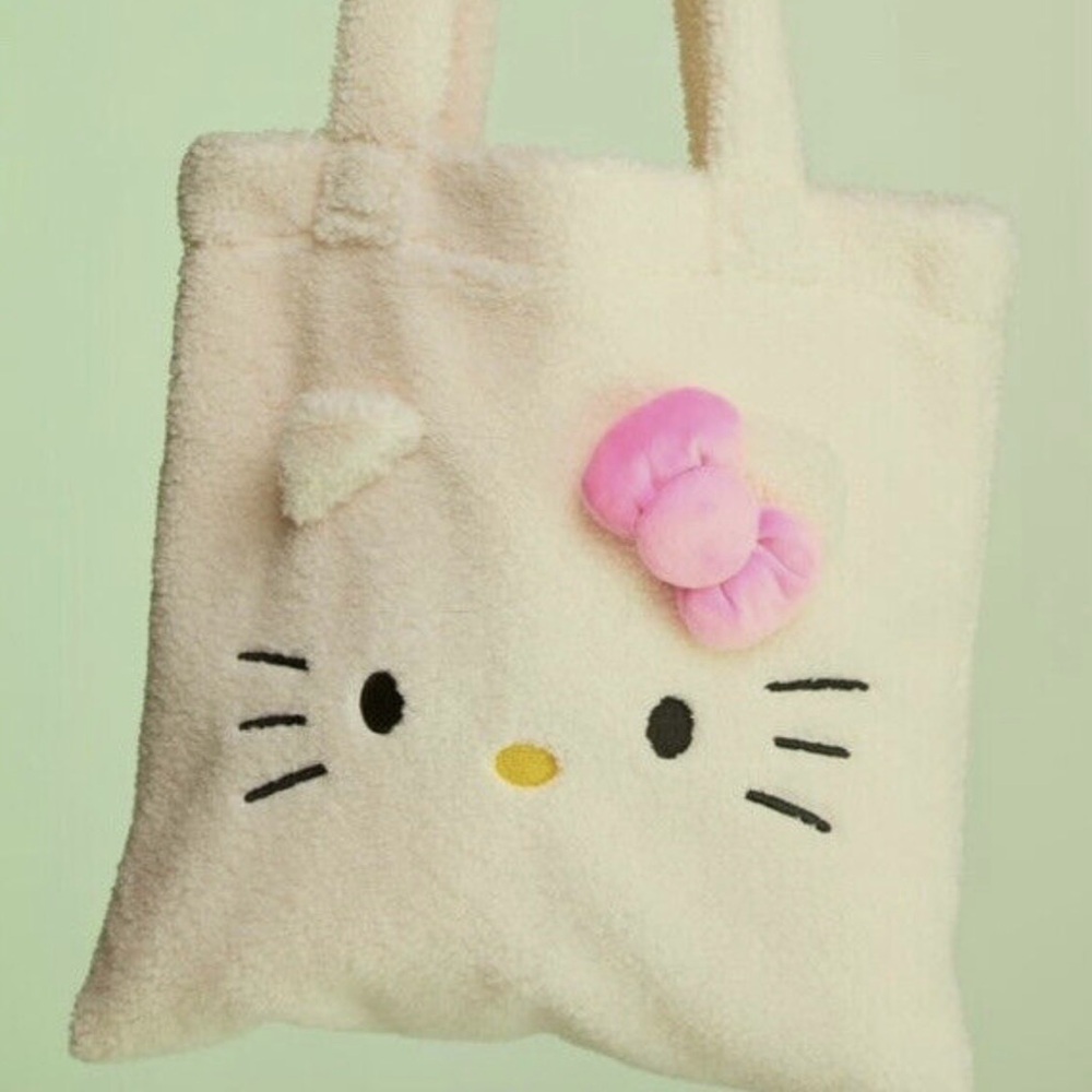 NWOT! HELLO KITTY x FOREVER 21 Collectible Tote Bag